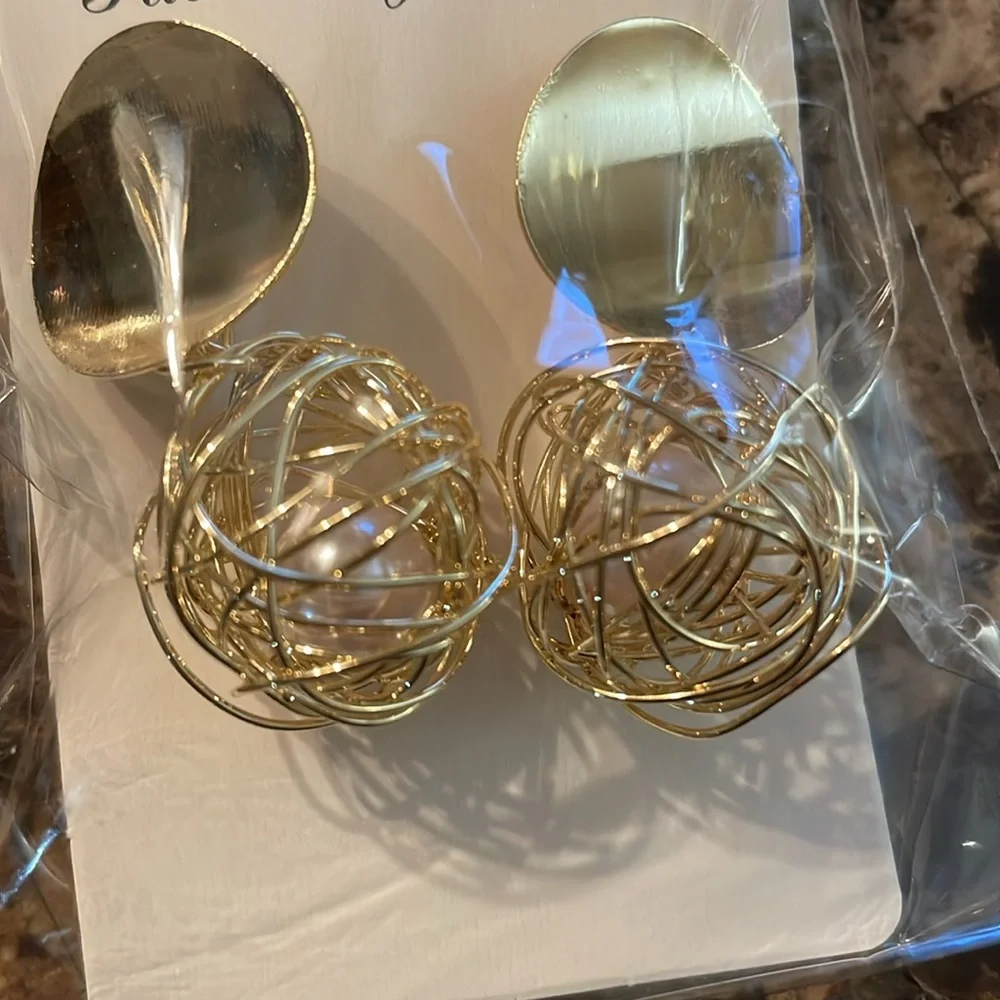 Gold Pearl Nest Drop Earrings - Picture 10 of 13